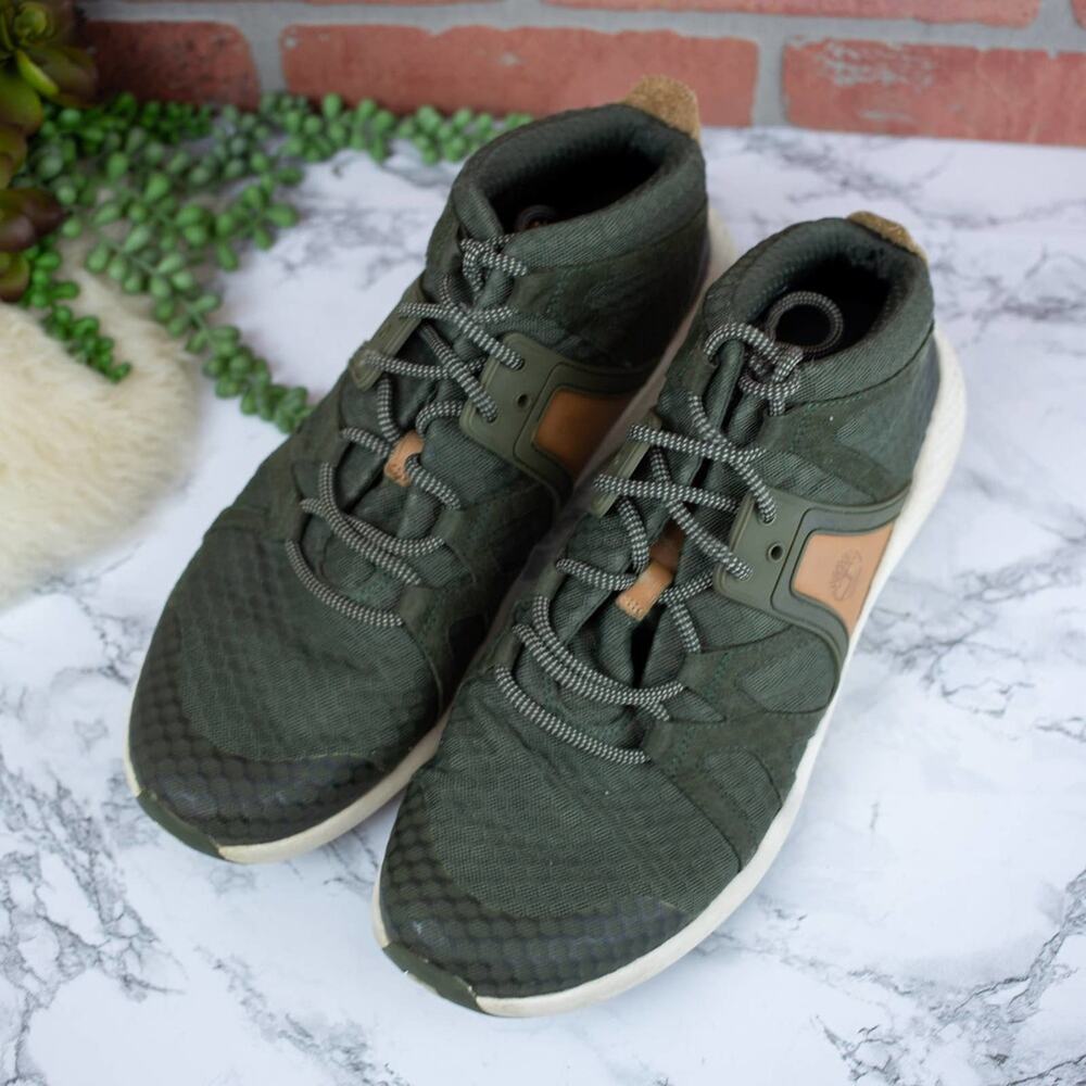 Timberland Flyroam Go Chukka Olive Green Mid Rise Sneaker Boots Size 11.5 Men's